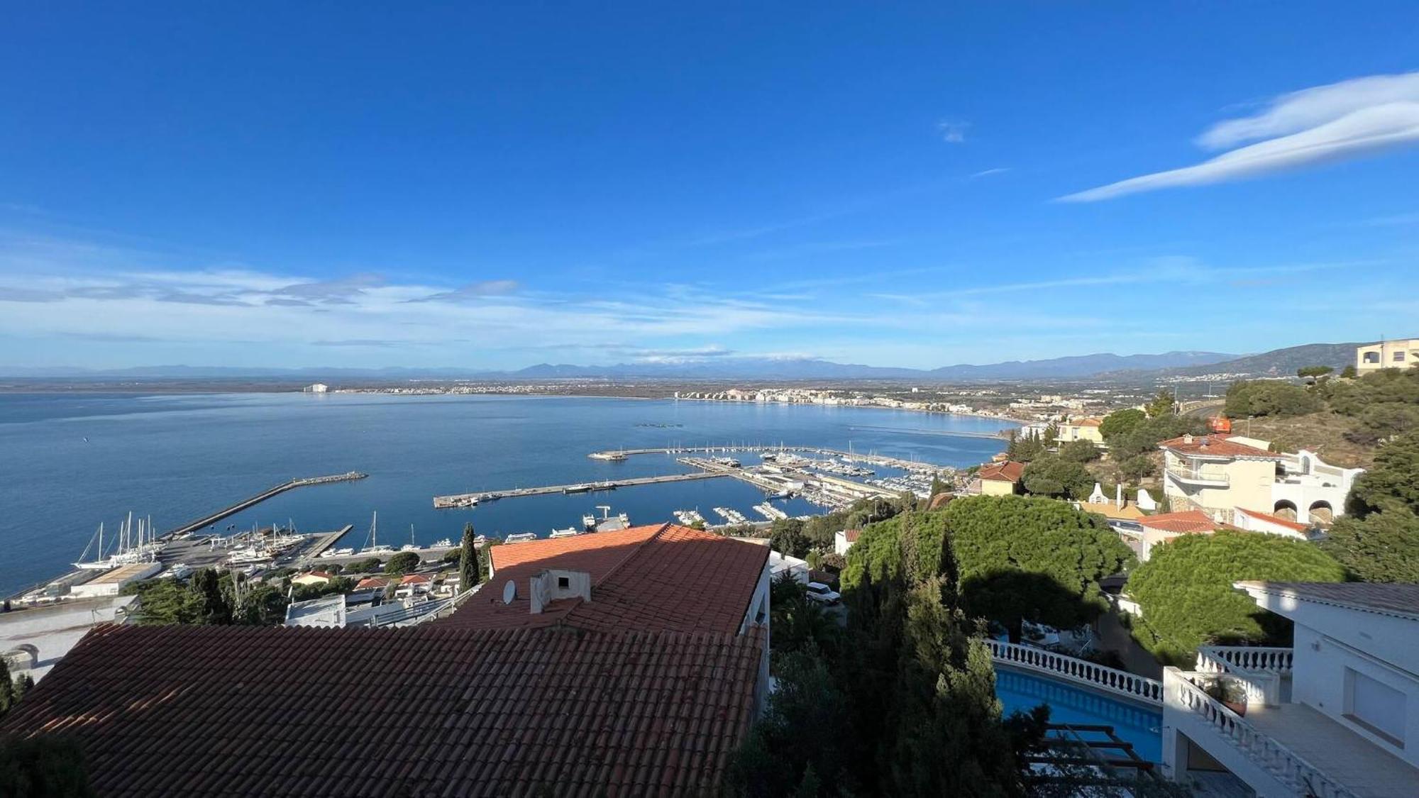 רוזס Apartamento Casa Linda Con Vistas Espectaculares מראה חיצוני תמונה
