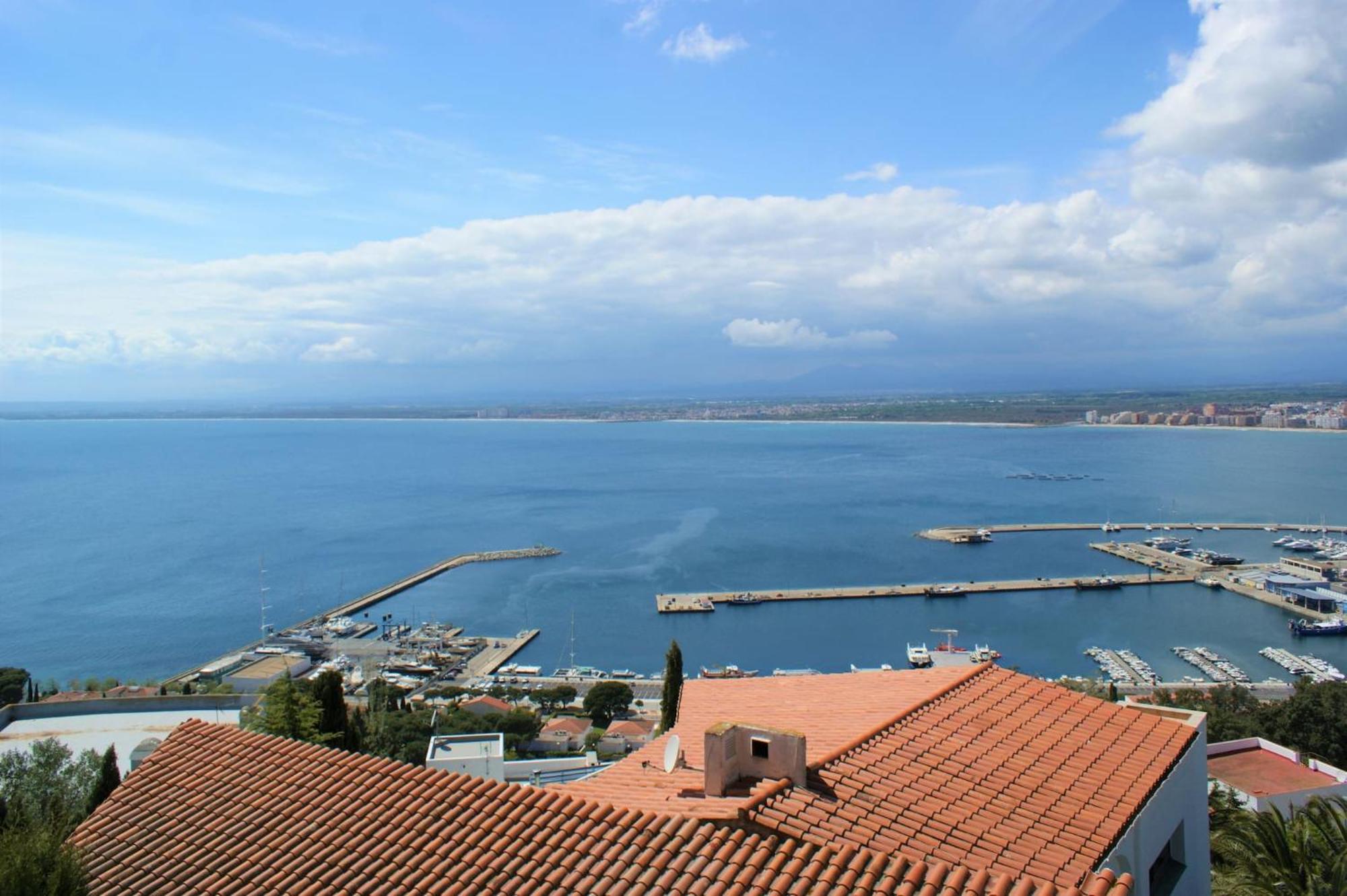רוזס Apartamento Casa Linda Con Vistas Espectaculares מראה חיצוני תמונה